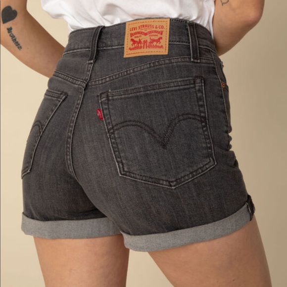 Levi's Pants - Levi’s Wedgie Fit Shorts